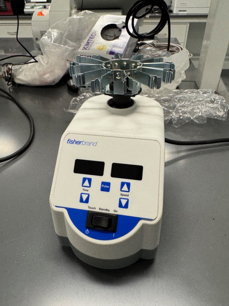 Image of Fisherbrand Digital Pulsing Vortex Mixer